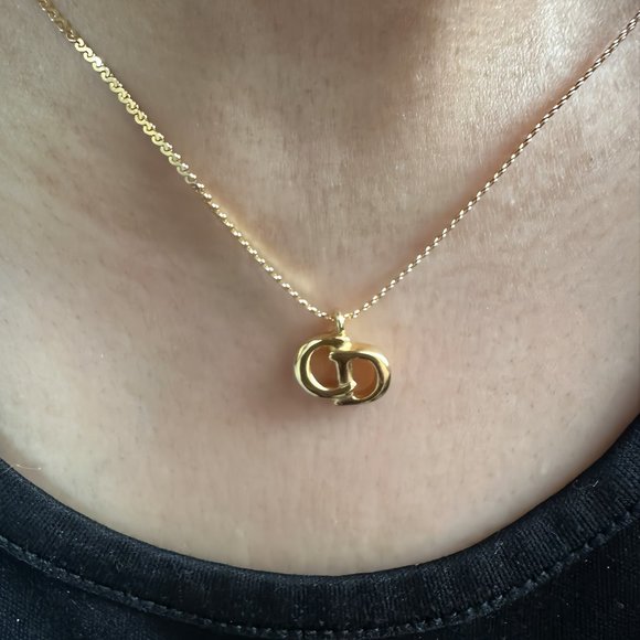 CHRISTIAN DIOR CD Logo Clip-On Earrings and Necklace Set (UNUSED) - Picture 3 of 13